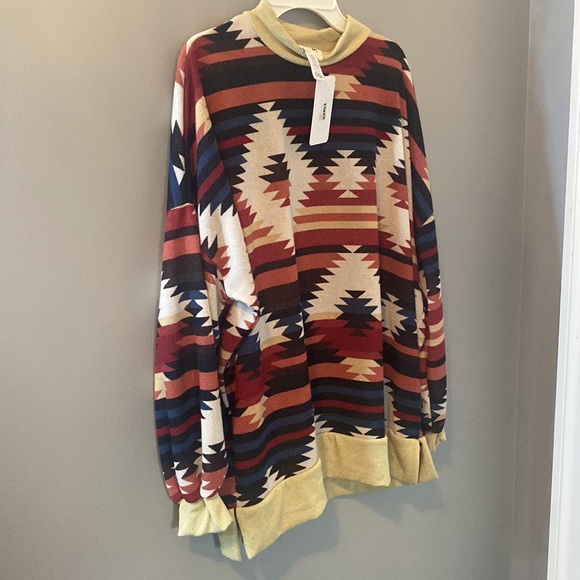 Aztec BiBi sweater - Picture 3 of 3